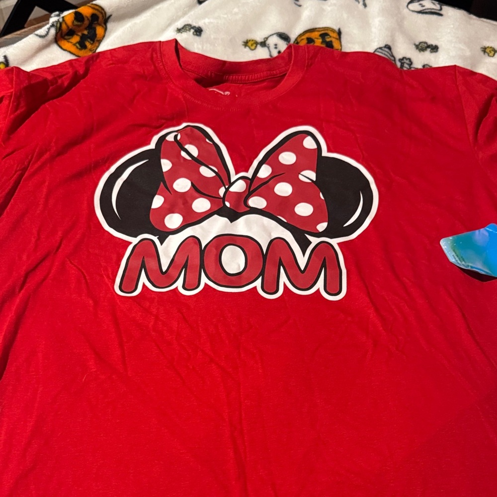 Disney Red Minnie Mouse Mom Tee